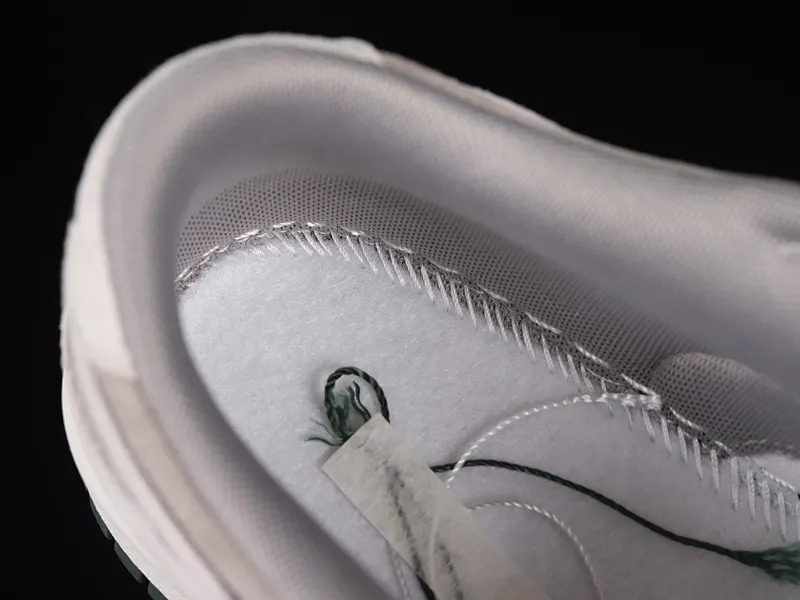 All Categories Nk SB Dunk Series Nk SB Dunk Low Low-top sneakers Otomo Katsuhiro x Nk SB Dunk Low "Steamboy OST" Otomo Katsuhiro co-branded SB low-top sports and leisure sneakers LF0039-035